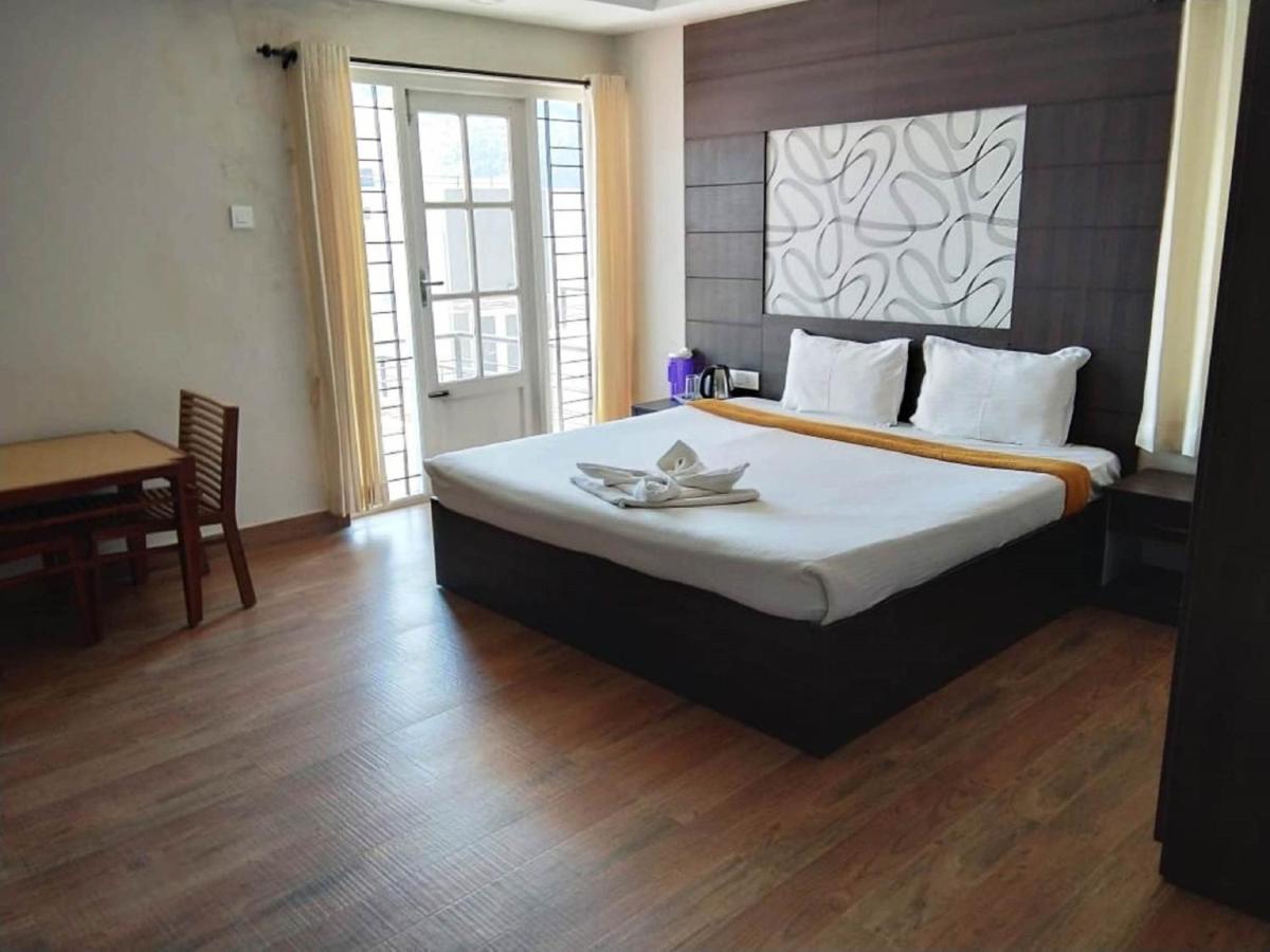 Dew Drop Inn Ooty Extérieur photo